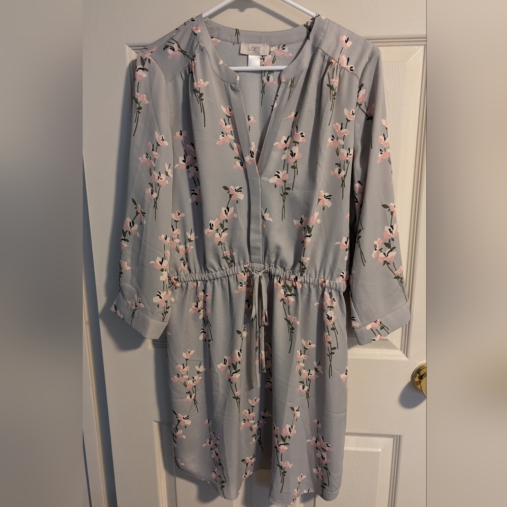 Grey Loft 3/4 sleeve dress. SzM. Worn once. Like new.